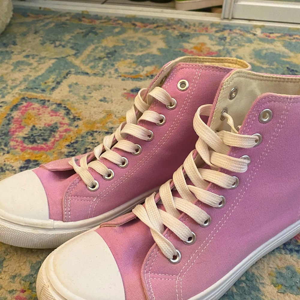 Purple Converse Women’s Size 7 Knock Off Sneakers